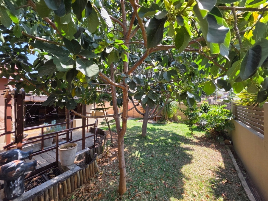 3 Bedroom Property for Sale in Waterkloof East North West